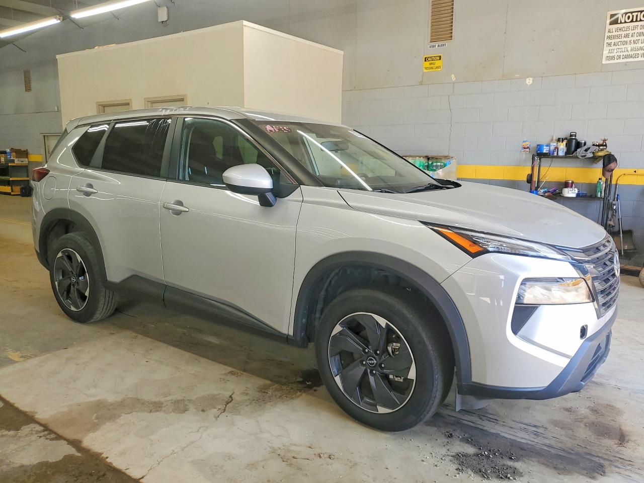 2024 NISSAN ROGUE