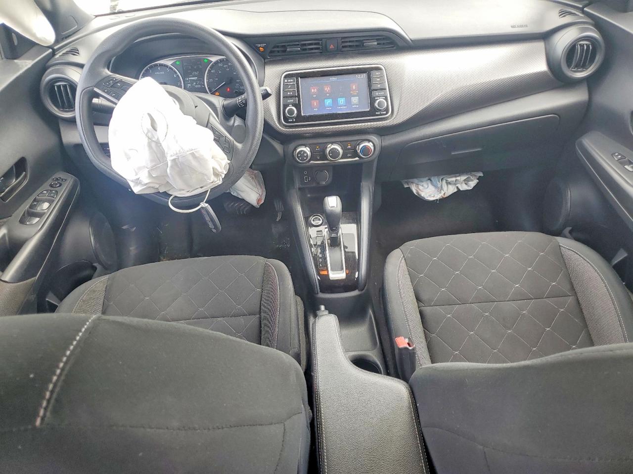 2020 NISSAN KICKS