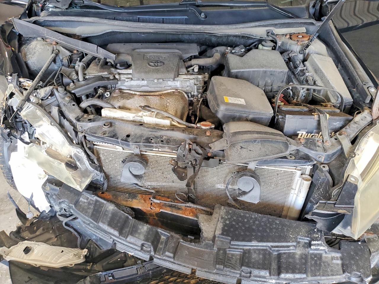 2016 TOYOTA CAMRY