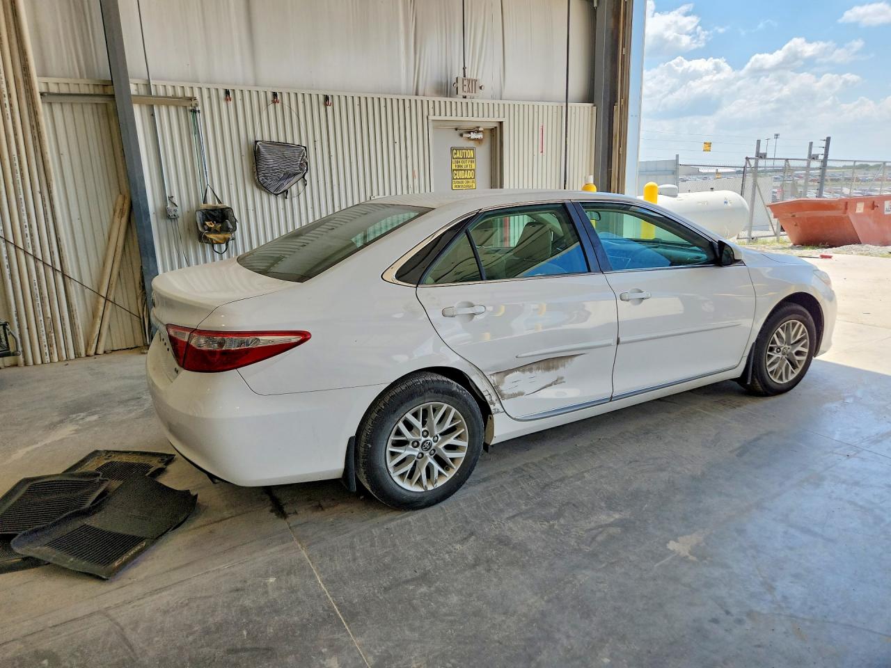 2017 TOYOTA CAMRY