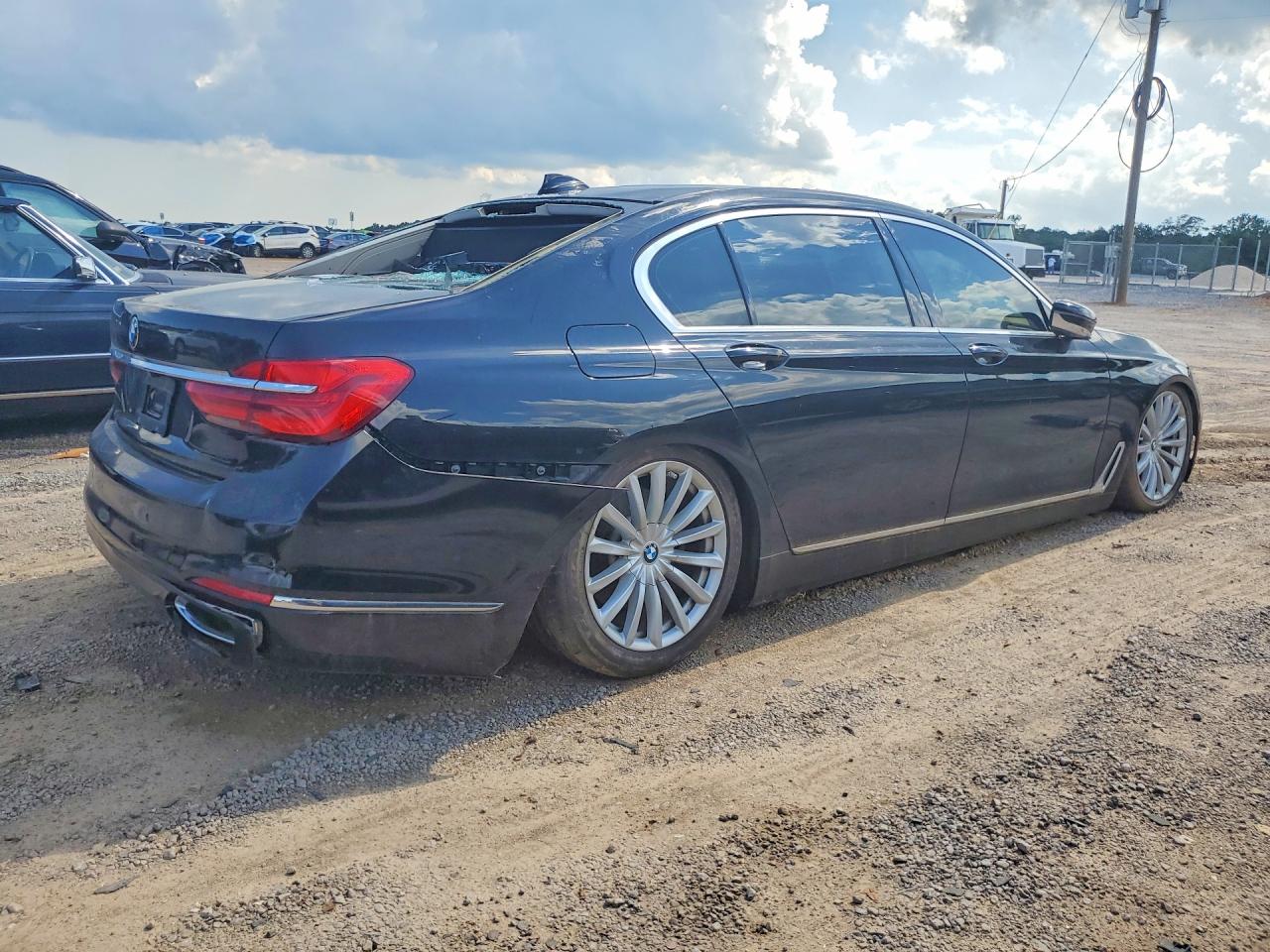 2017 BMW 7 SERIES
