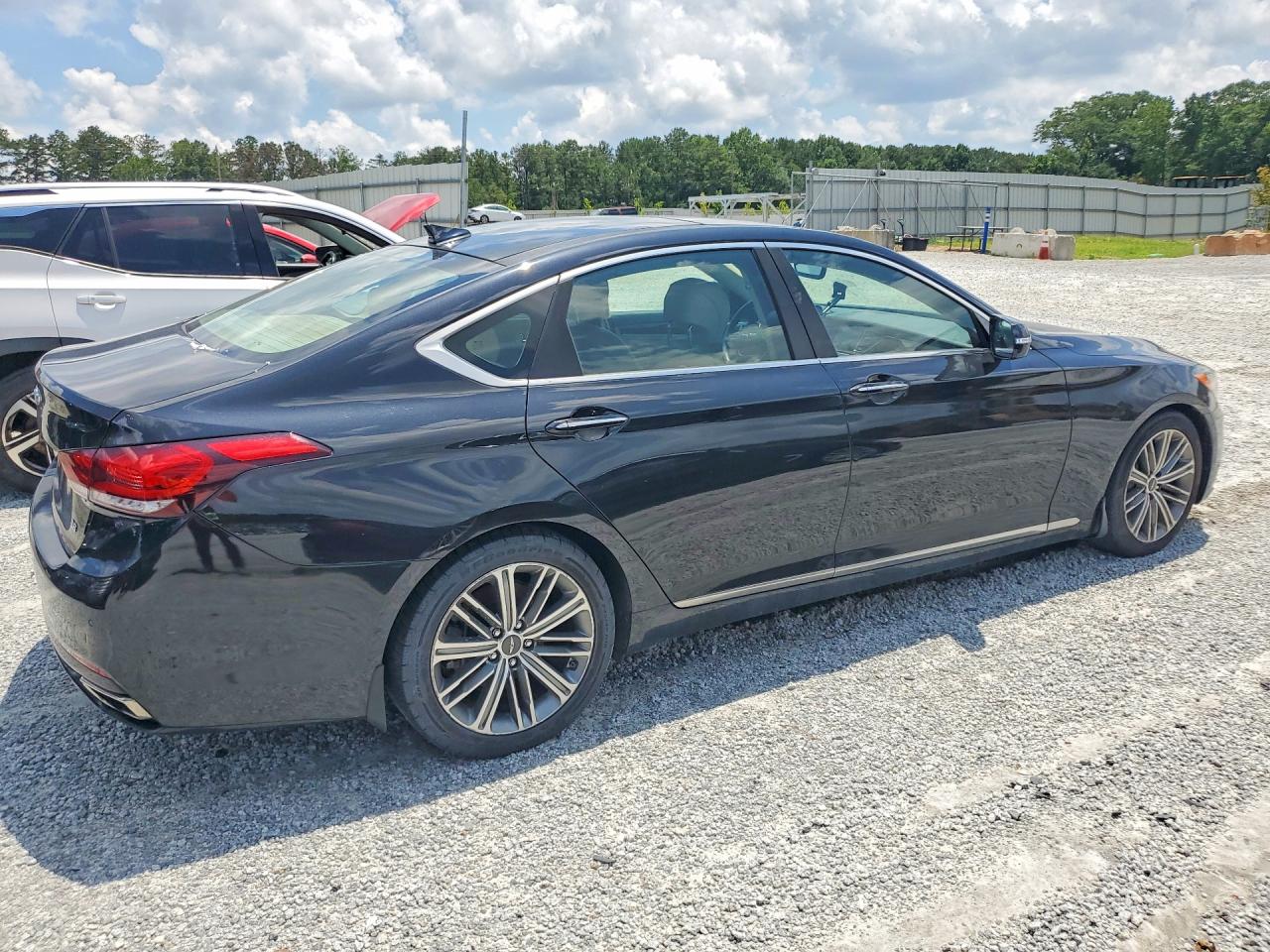 2018 GENESIS G80