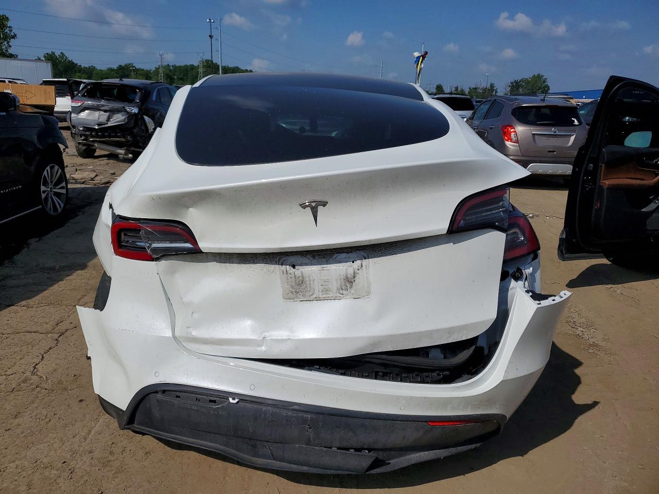 2020 TESLA MODEL Y