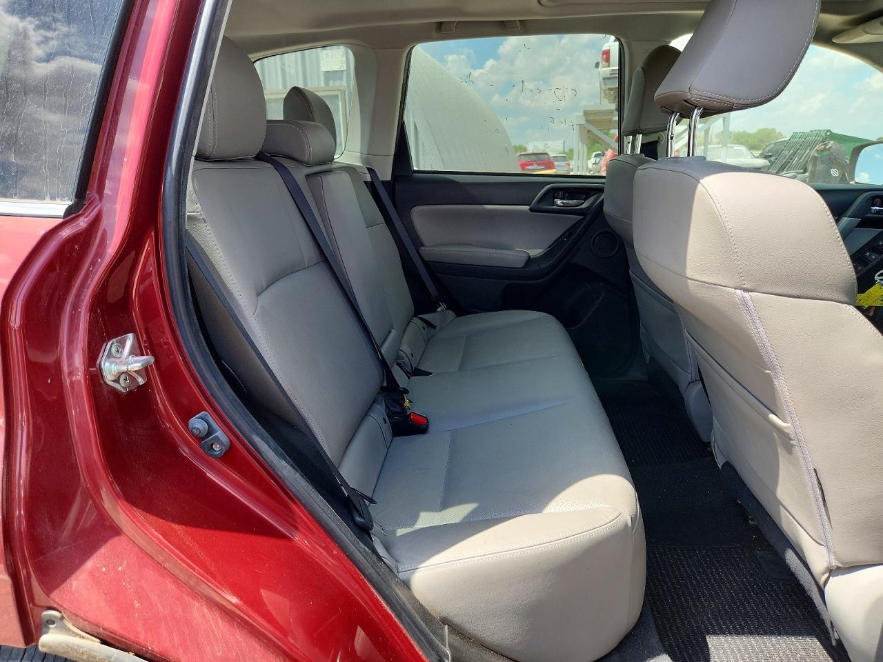 2015 SUBARU FORESTER