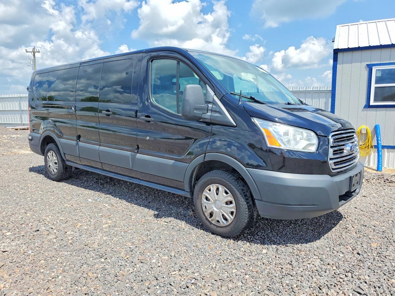 2017 FORD TRANSIT