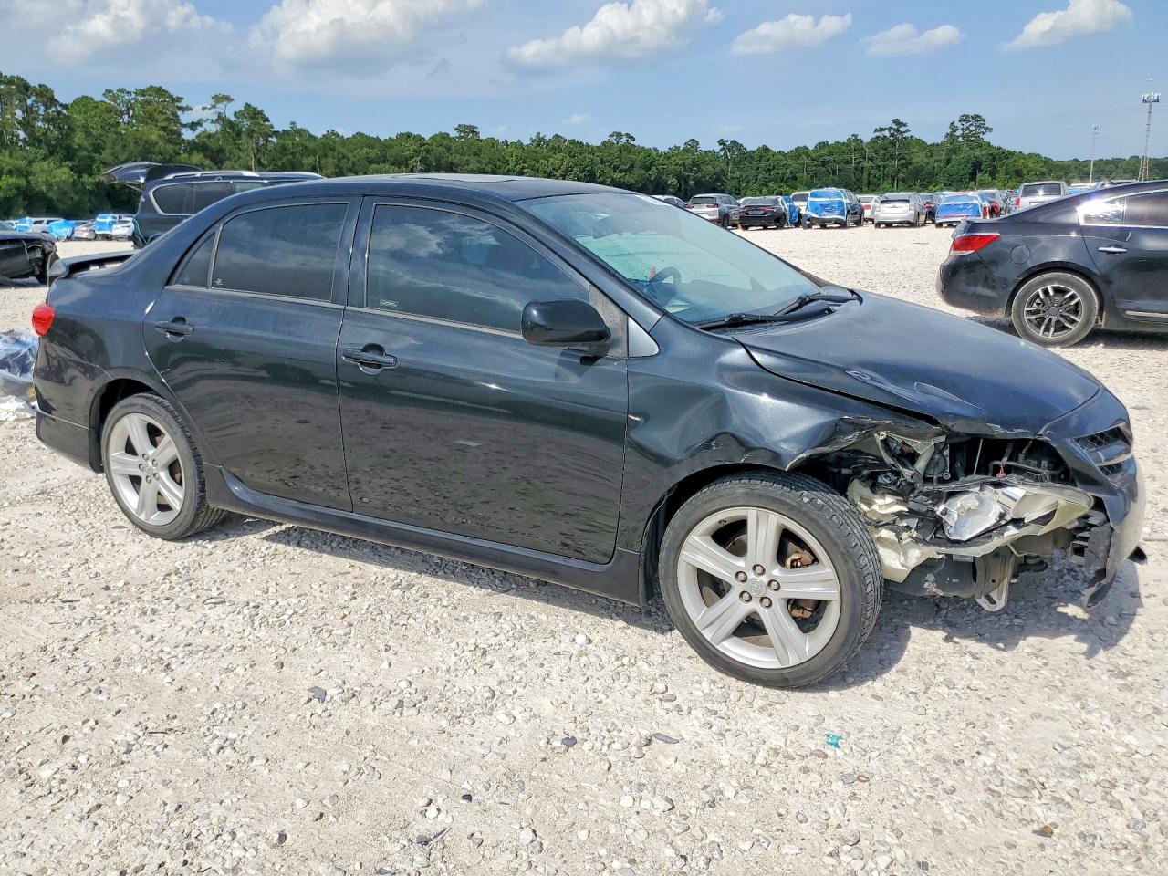 2013 TOYOTA COROLLA