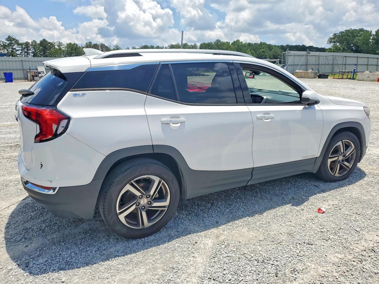 2021 GMC TERRAIN