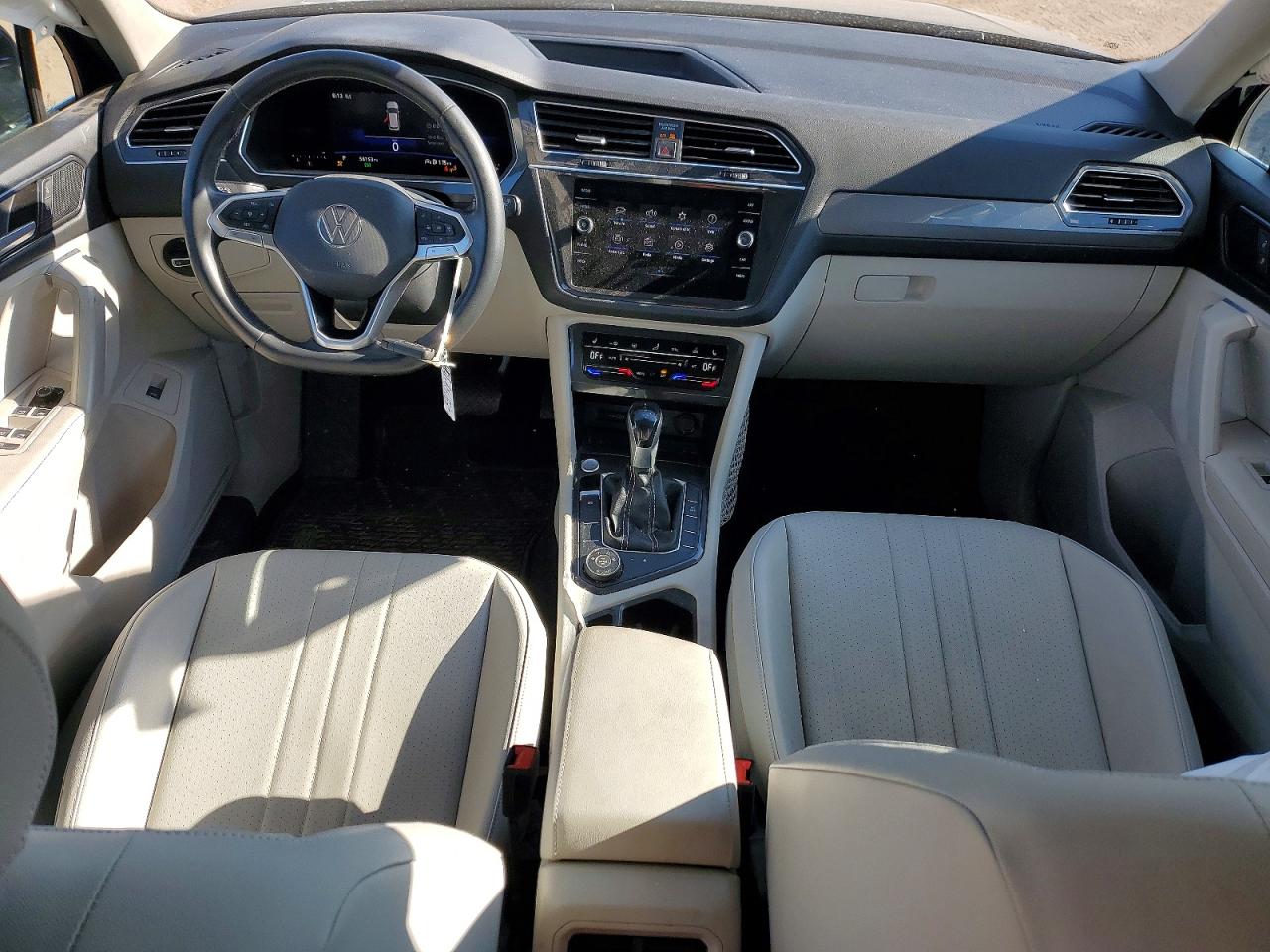 2022 VOLKSWAGEN TIGUAN