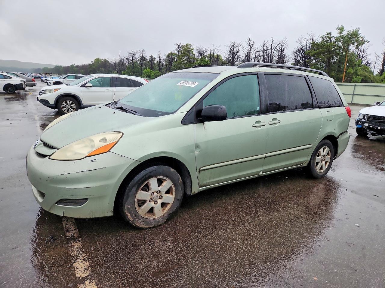 2006 TOYOTA SIENNA