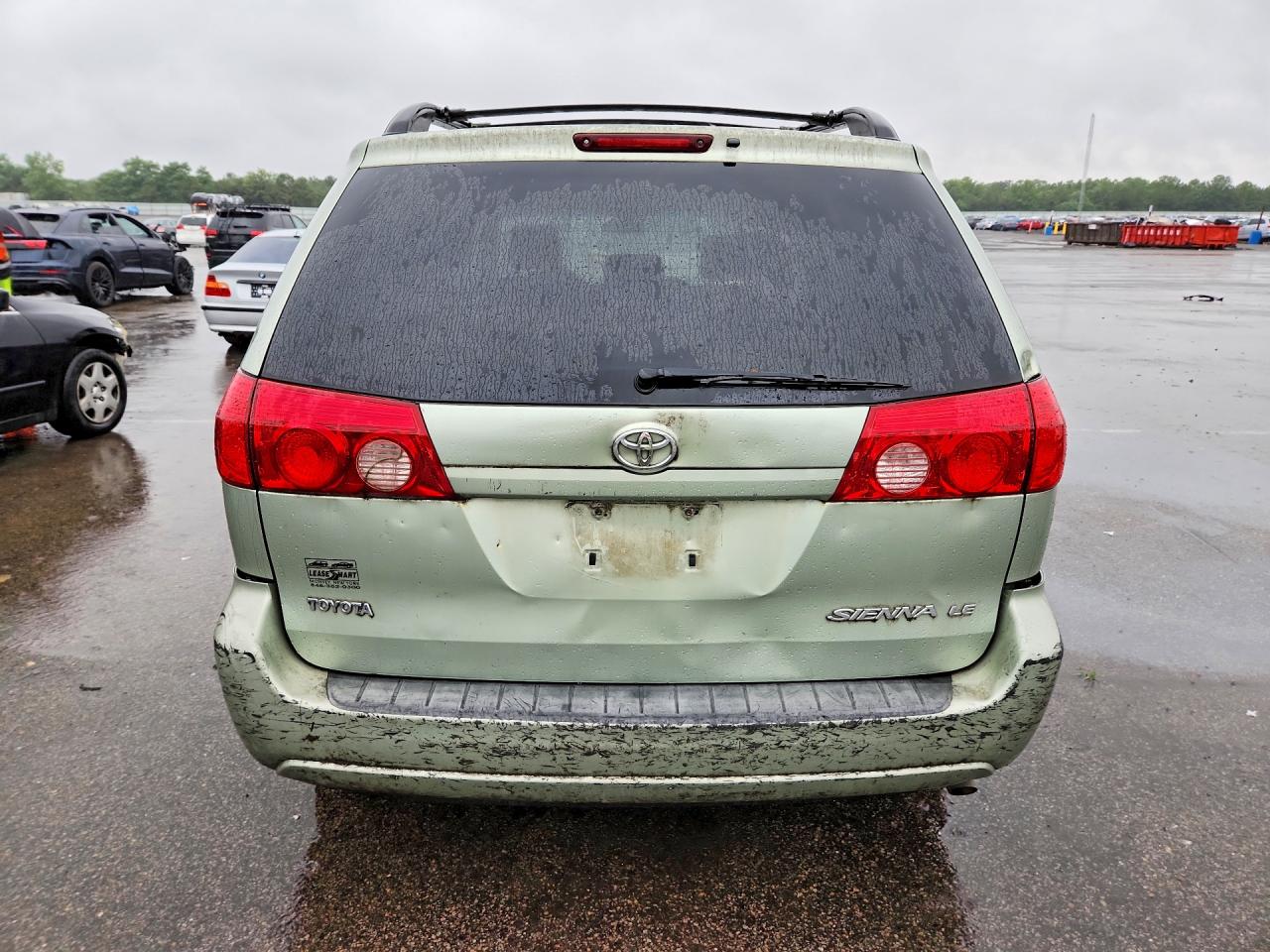 2006 TOYOTA SIENNA