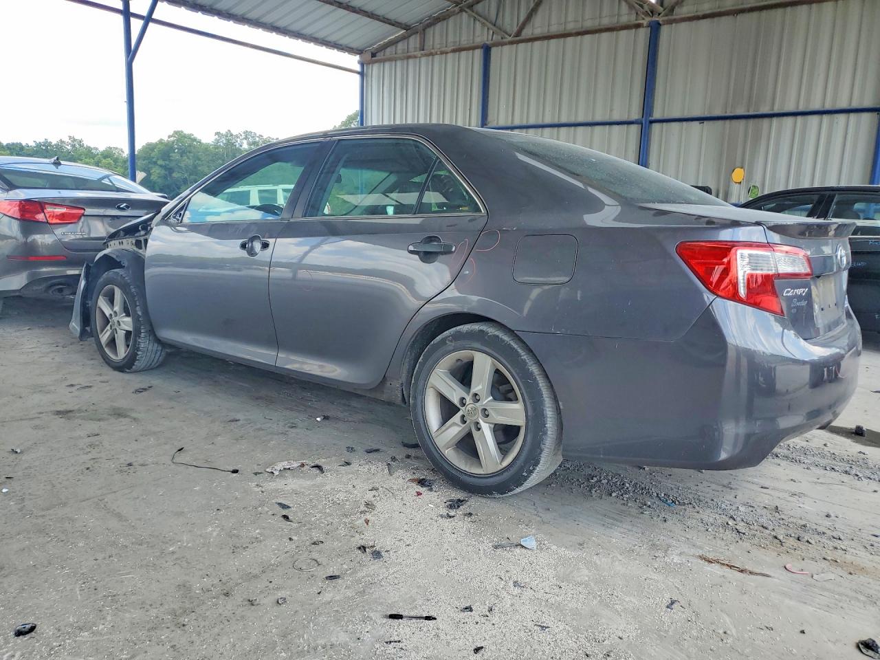 2014 TOYOTA CAMRY