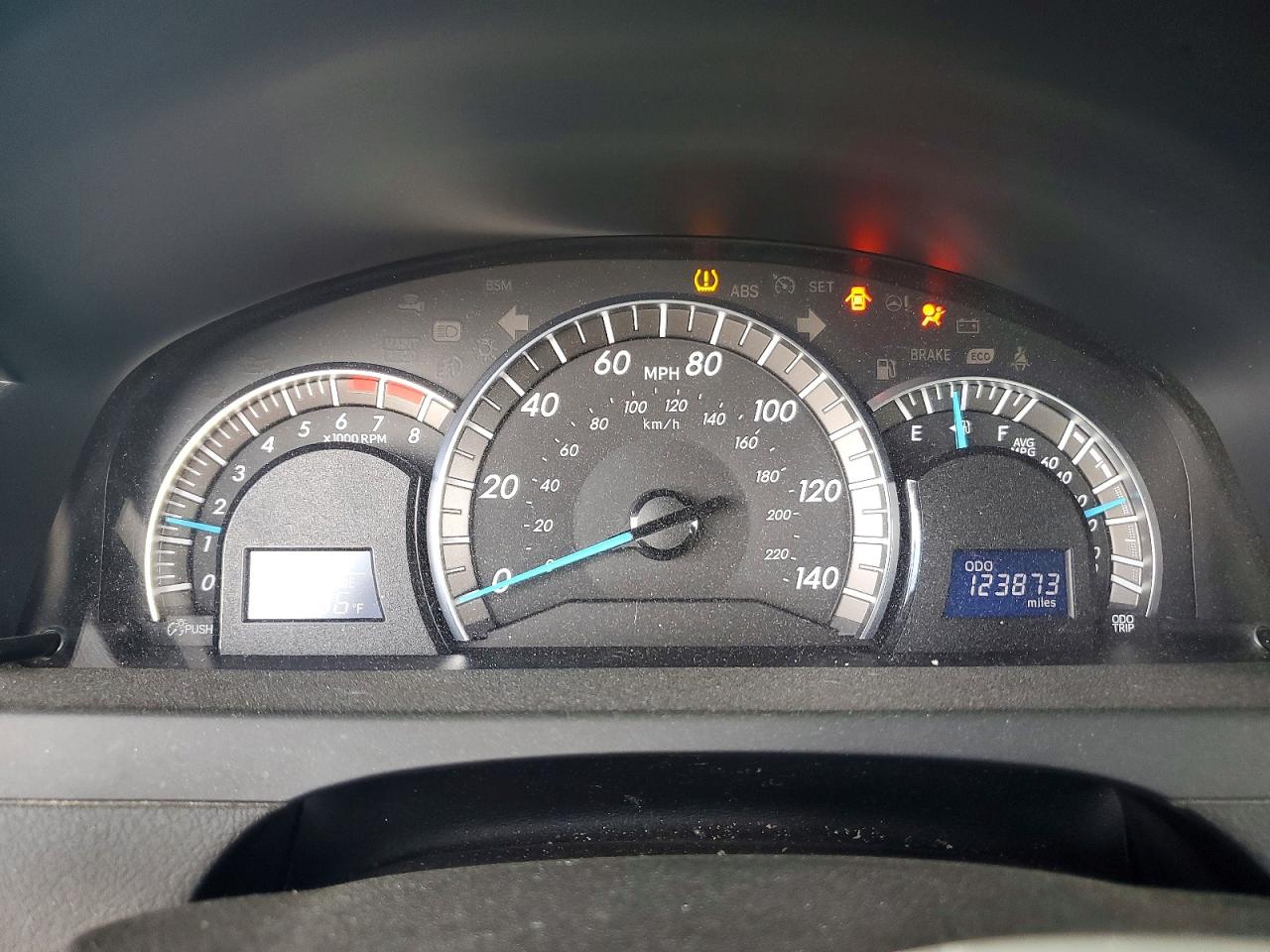 2014 TOYOTA CAMRY