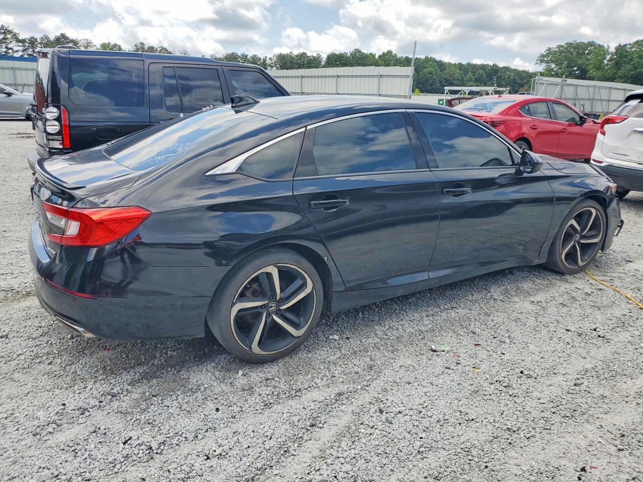 2019 HONDA ACCORD