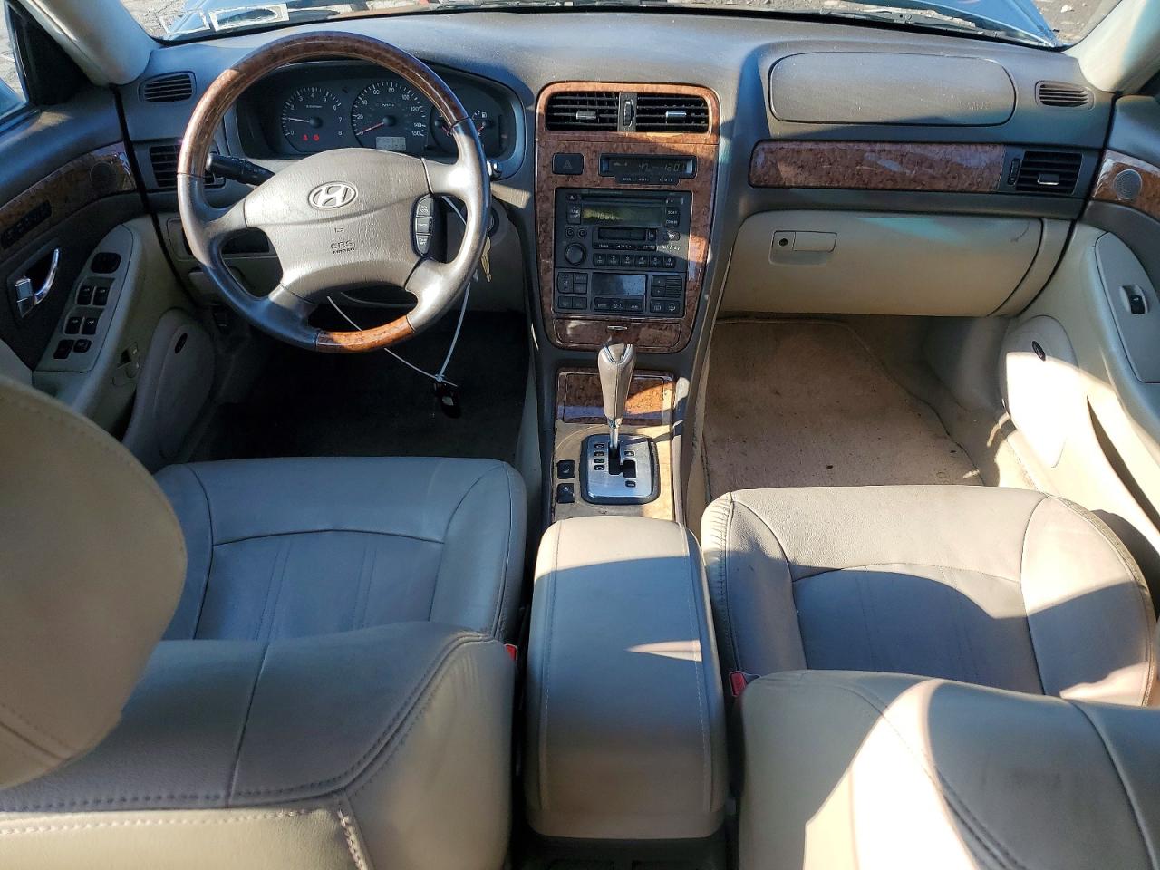 2005 HYUNDAI GRANDEUR