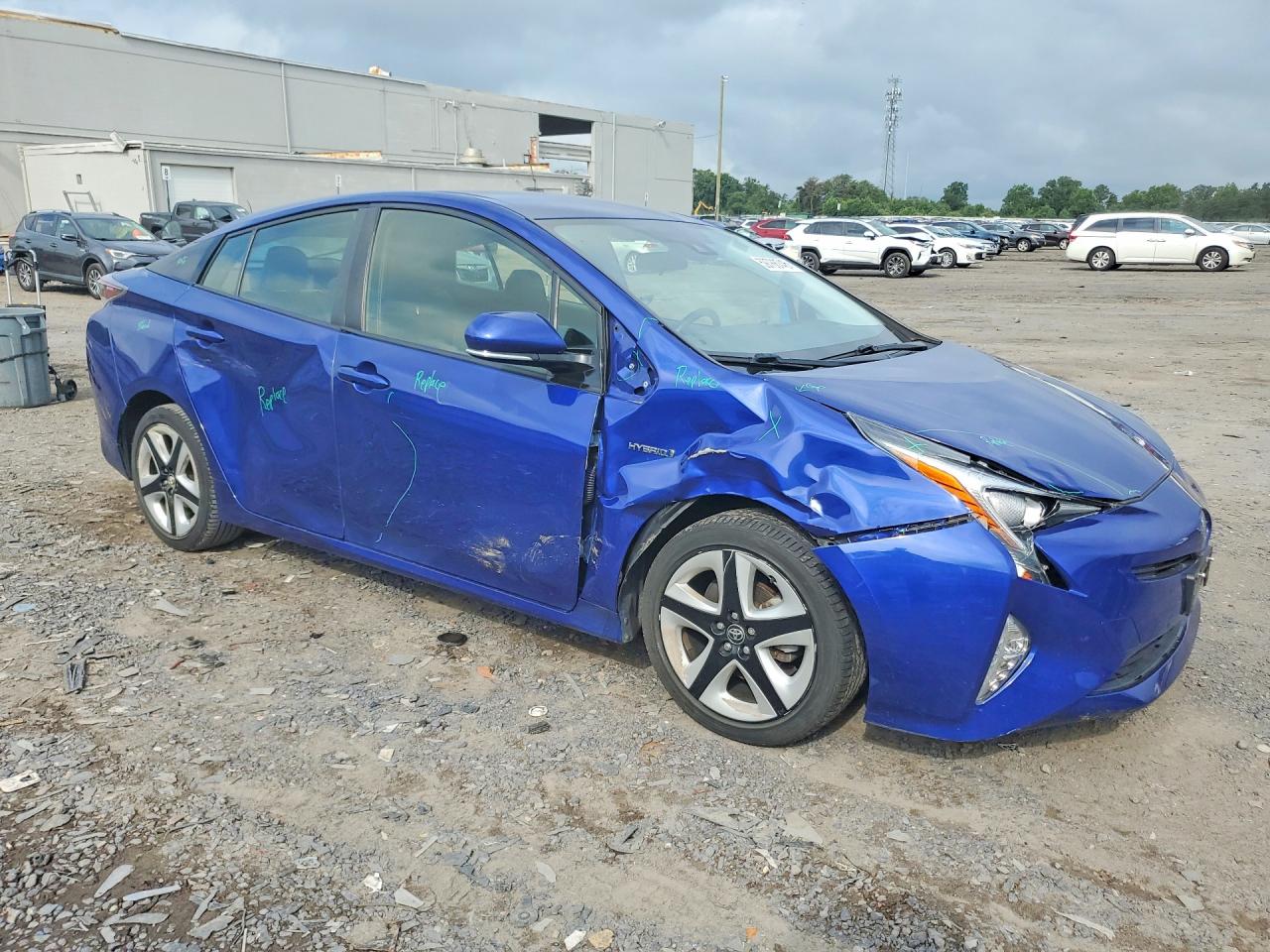 2016 TOYOTA PRIUS