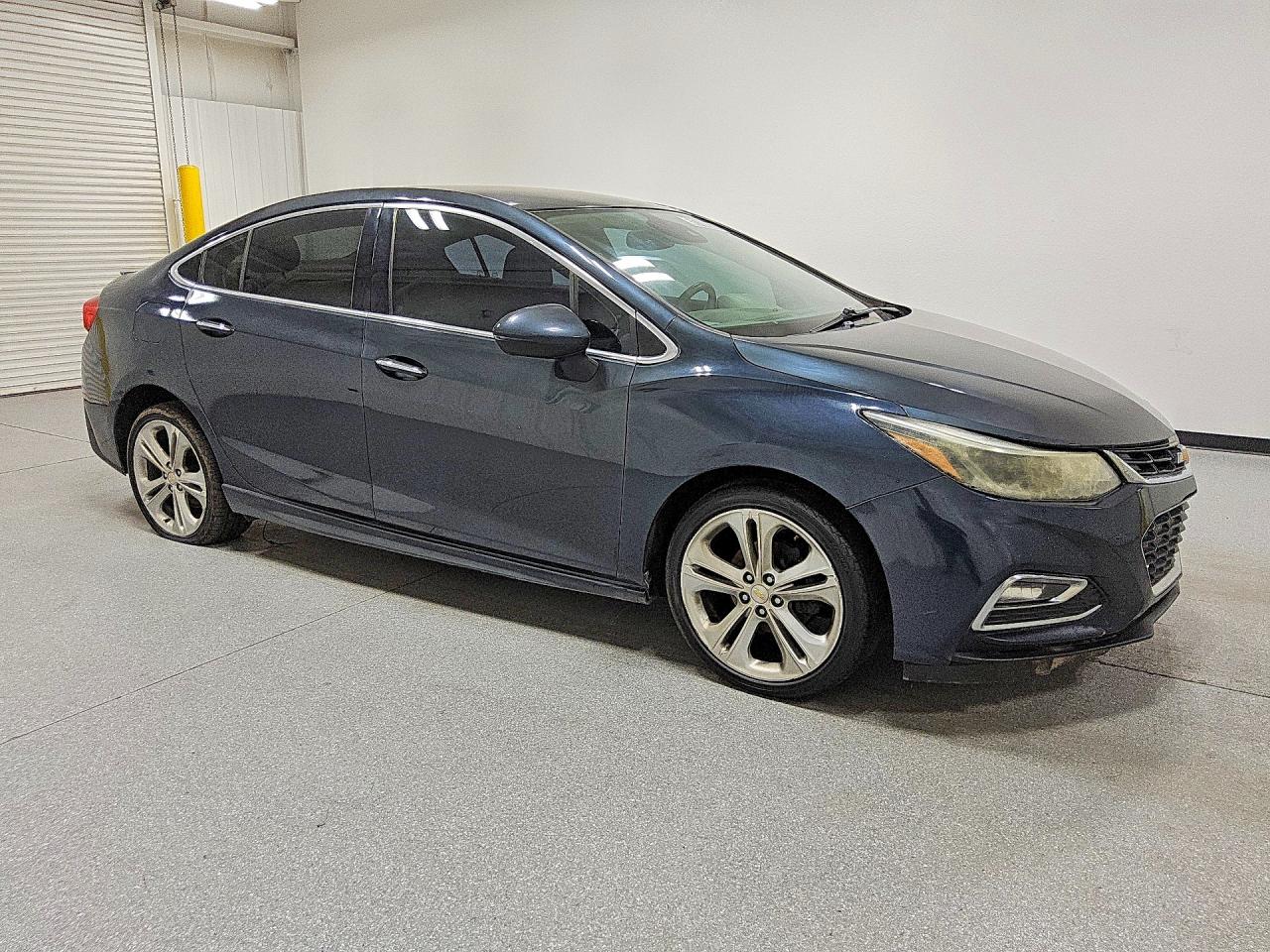 2017 CHEVROLET CRUZE