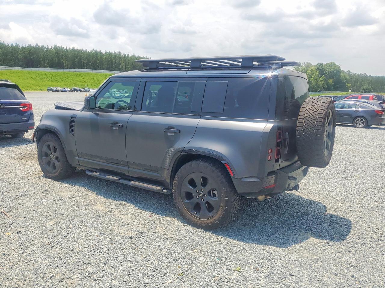 2025 LAND ROVER DEFENDER