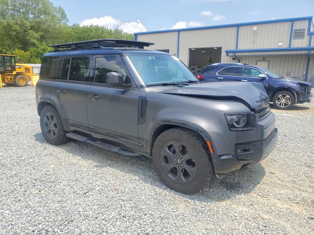 2025 LAND ROVER DEFENDER