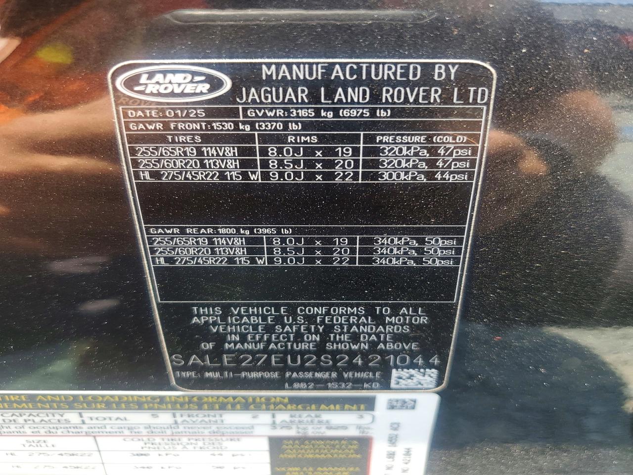 2025 LAND ROVER DEFENDER