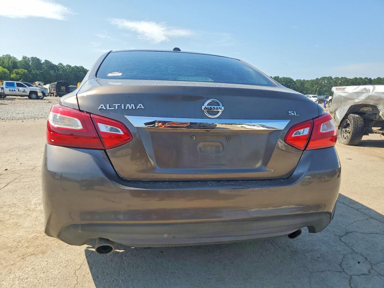 2017 NISSAN ALTIMA