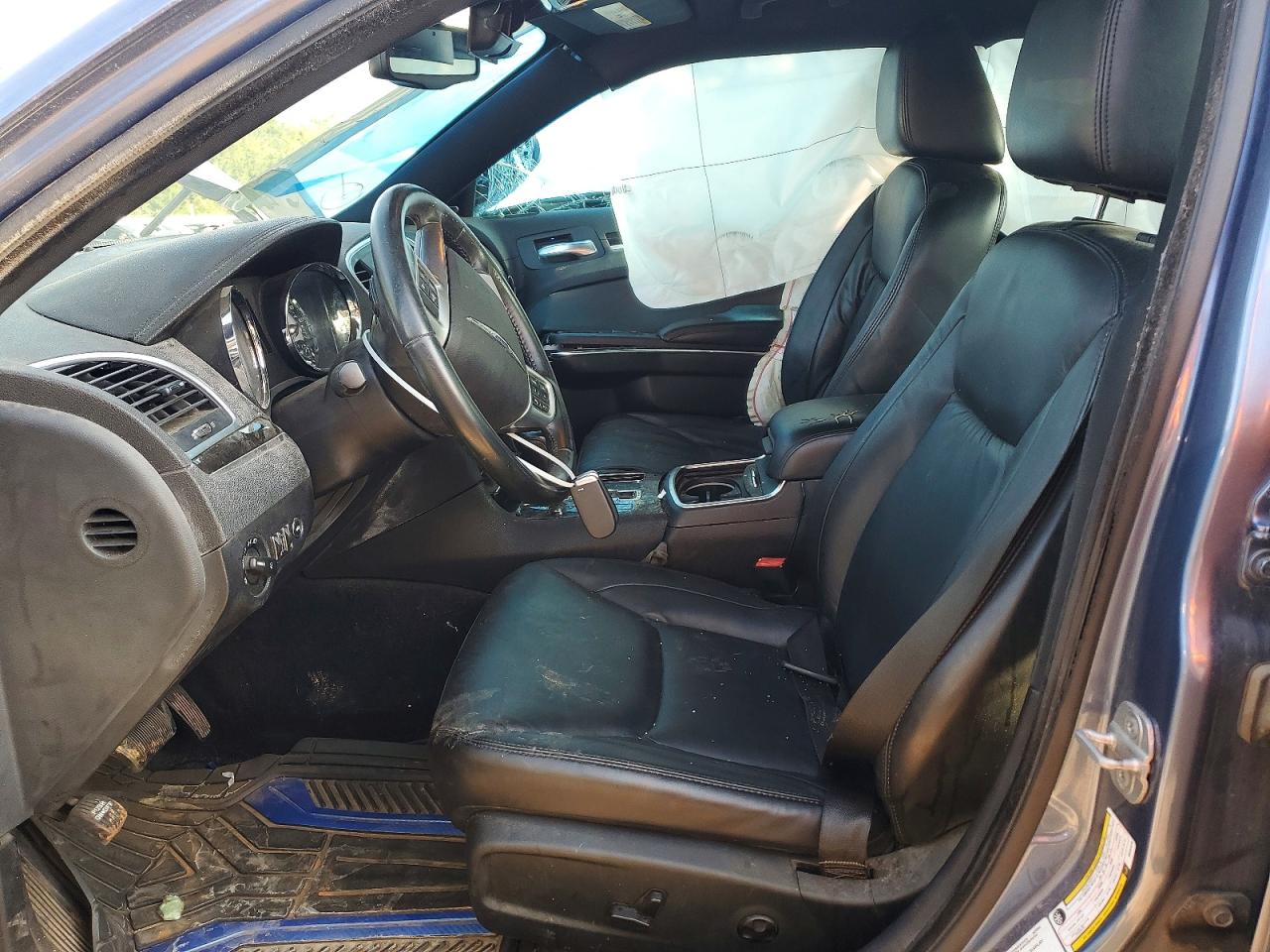 2011 CHRYSLER 300
