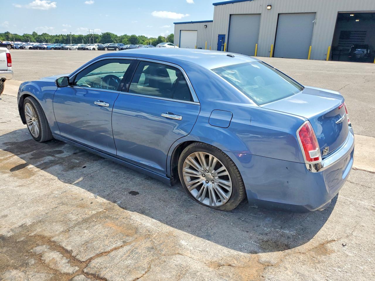 2011 CHRYSLER 300