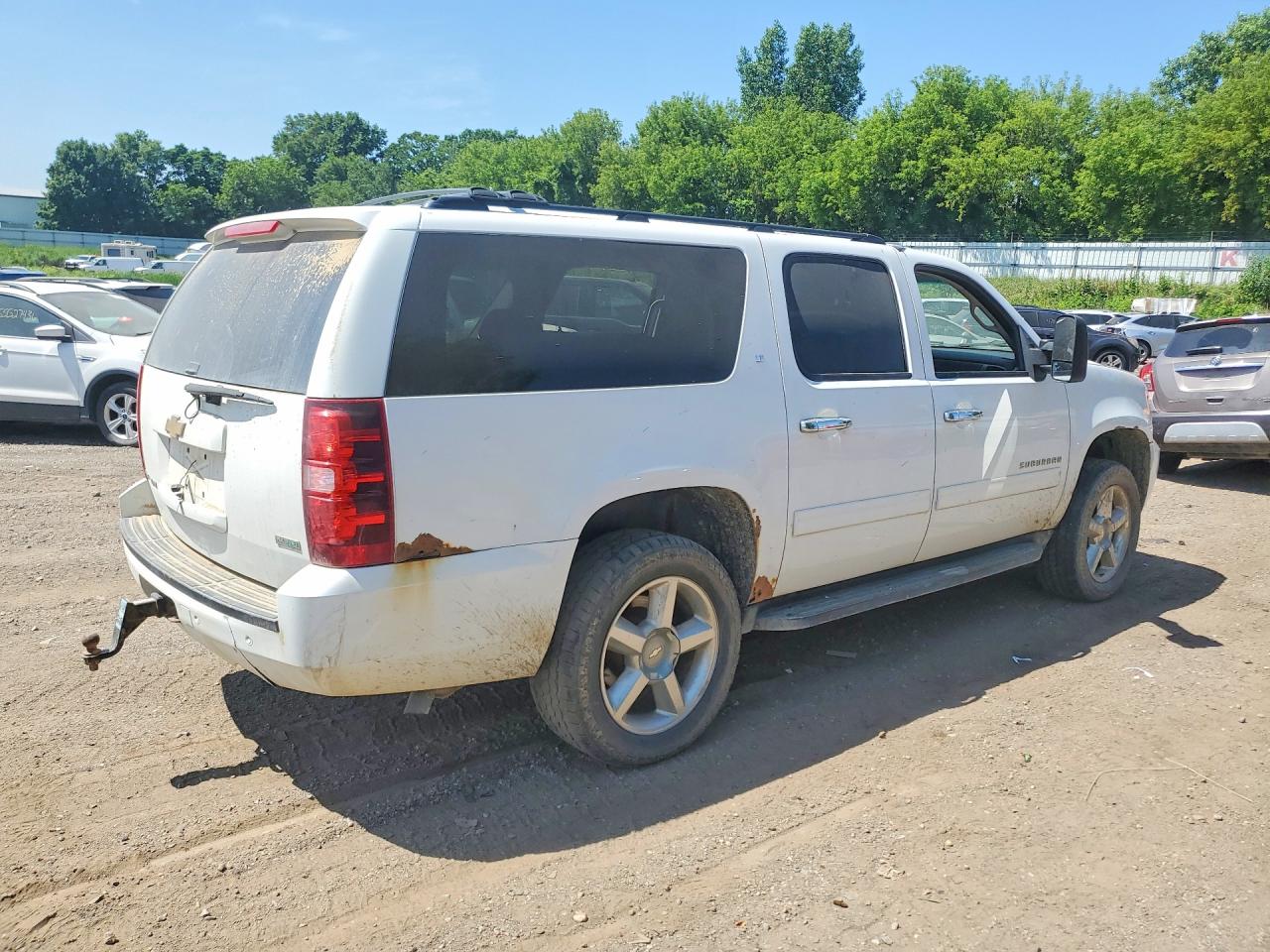 2011 CHEVROLET SUBURBAN