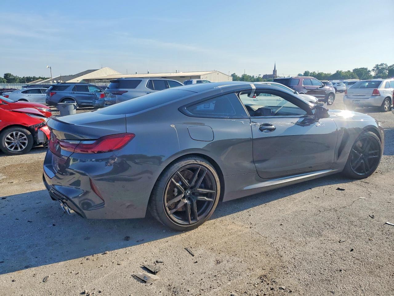 2020 BMW M8