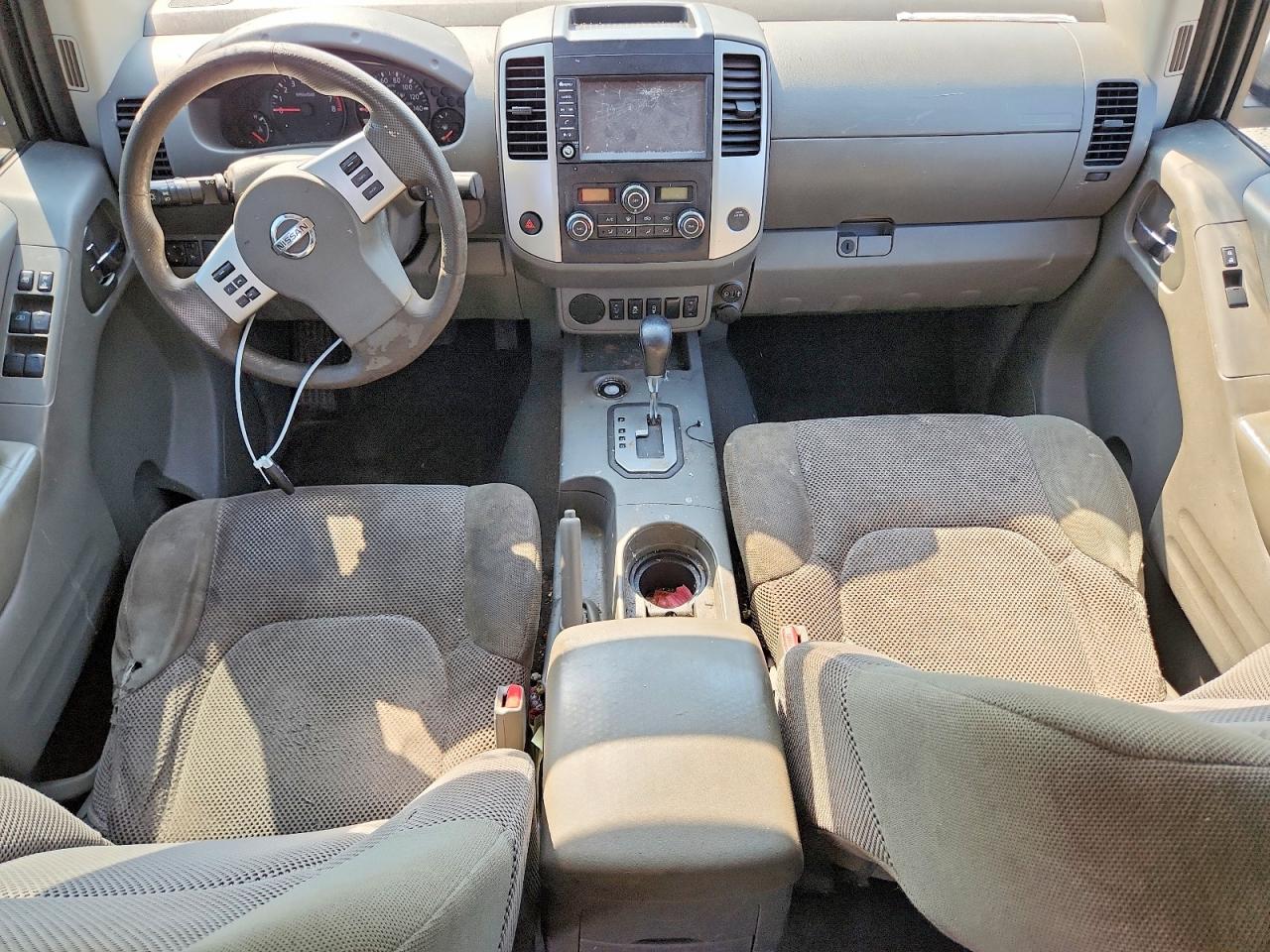 2020 NISSAN FRONTIER