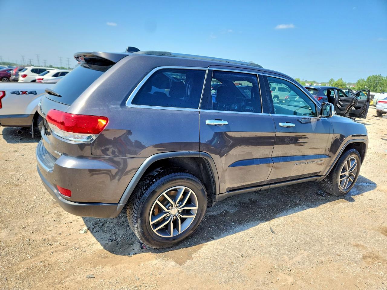 2018 JEEP CHEROKEE