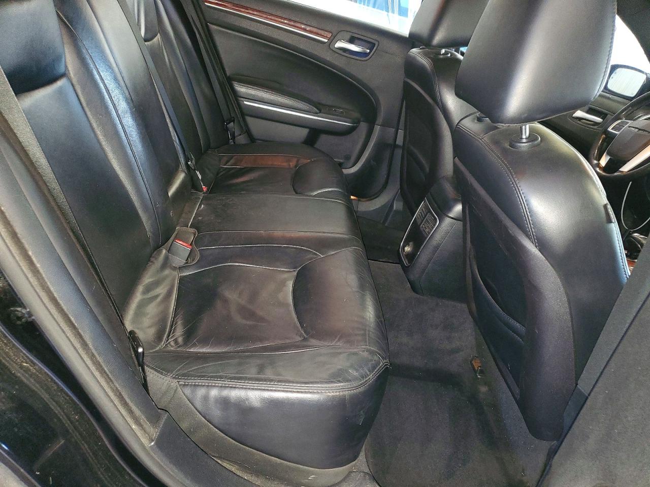 2012 CHRYSLER 300