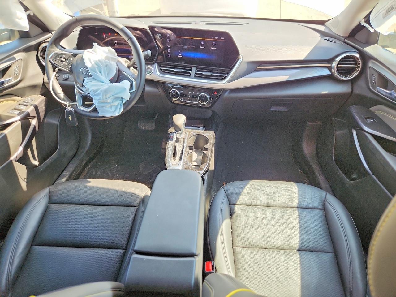 2025 CHEVROLET TRAX