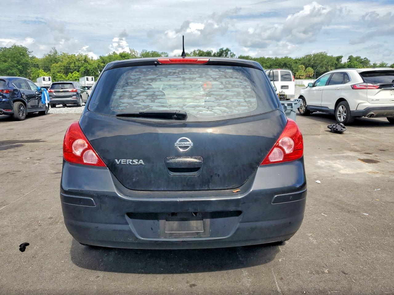 2012 NISSAN VERSA