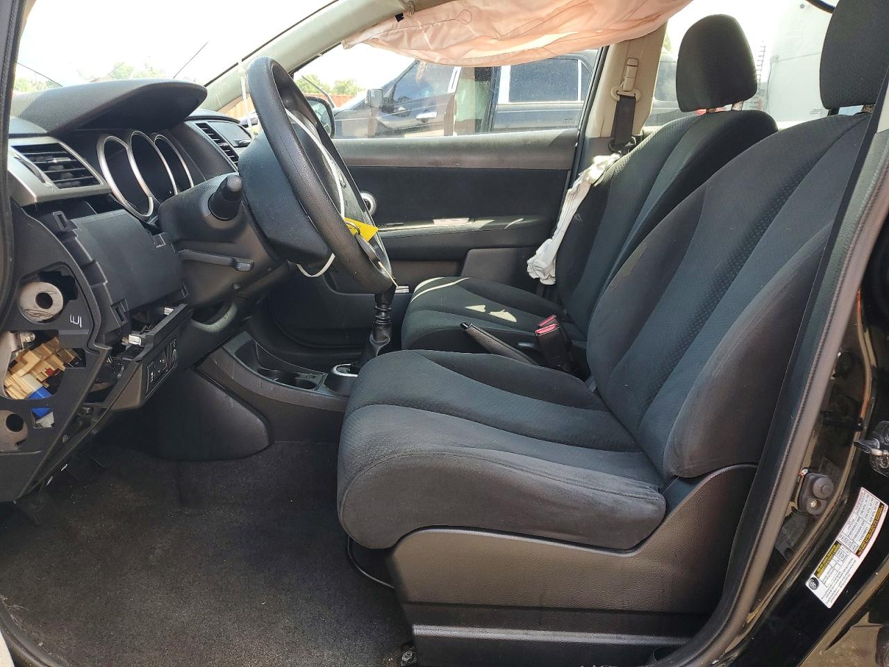 2012 NISSAN VERSA