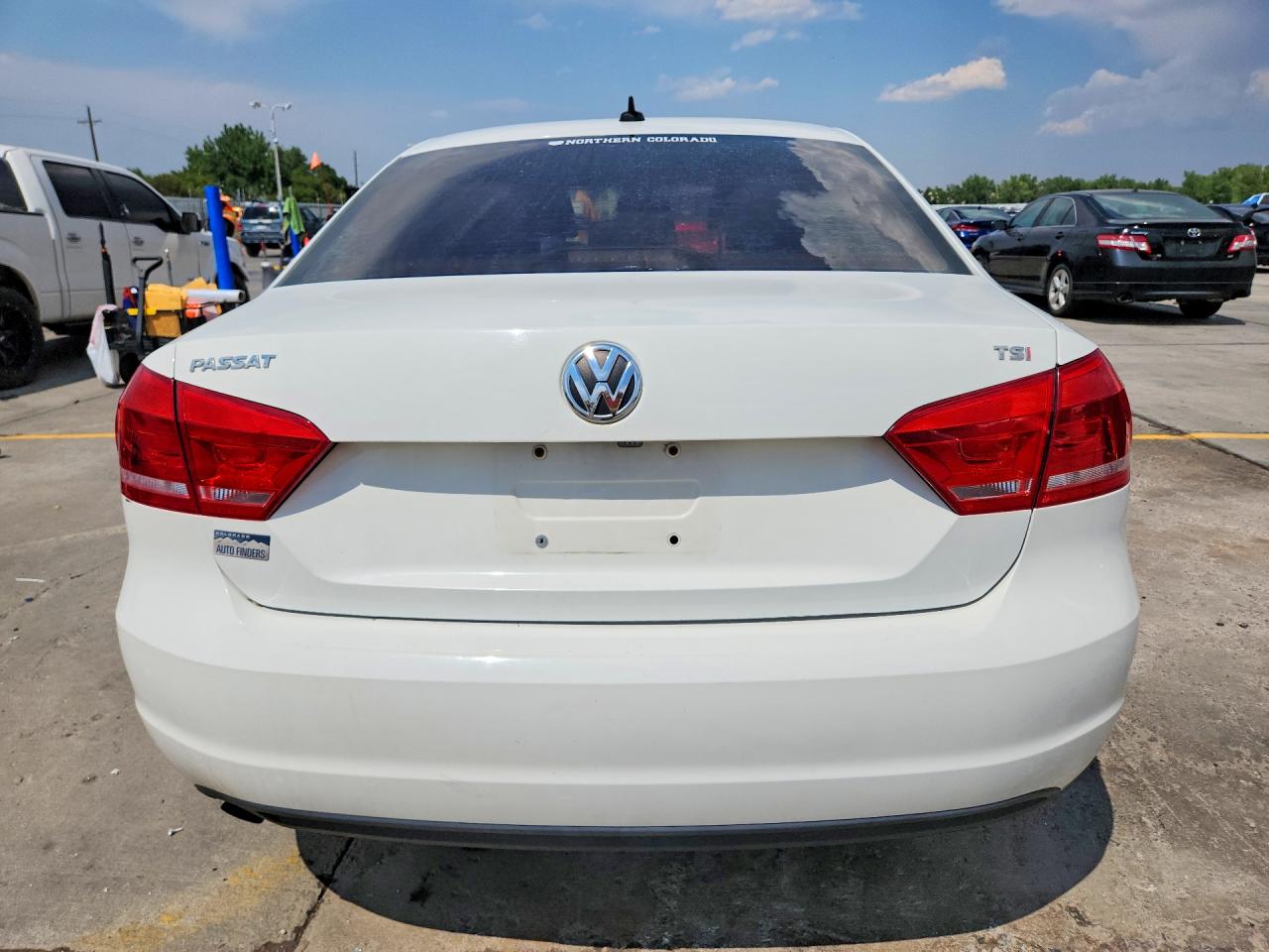 2015 VOLKSWAGEN PASSAT