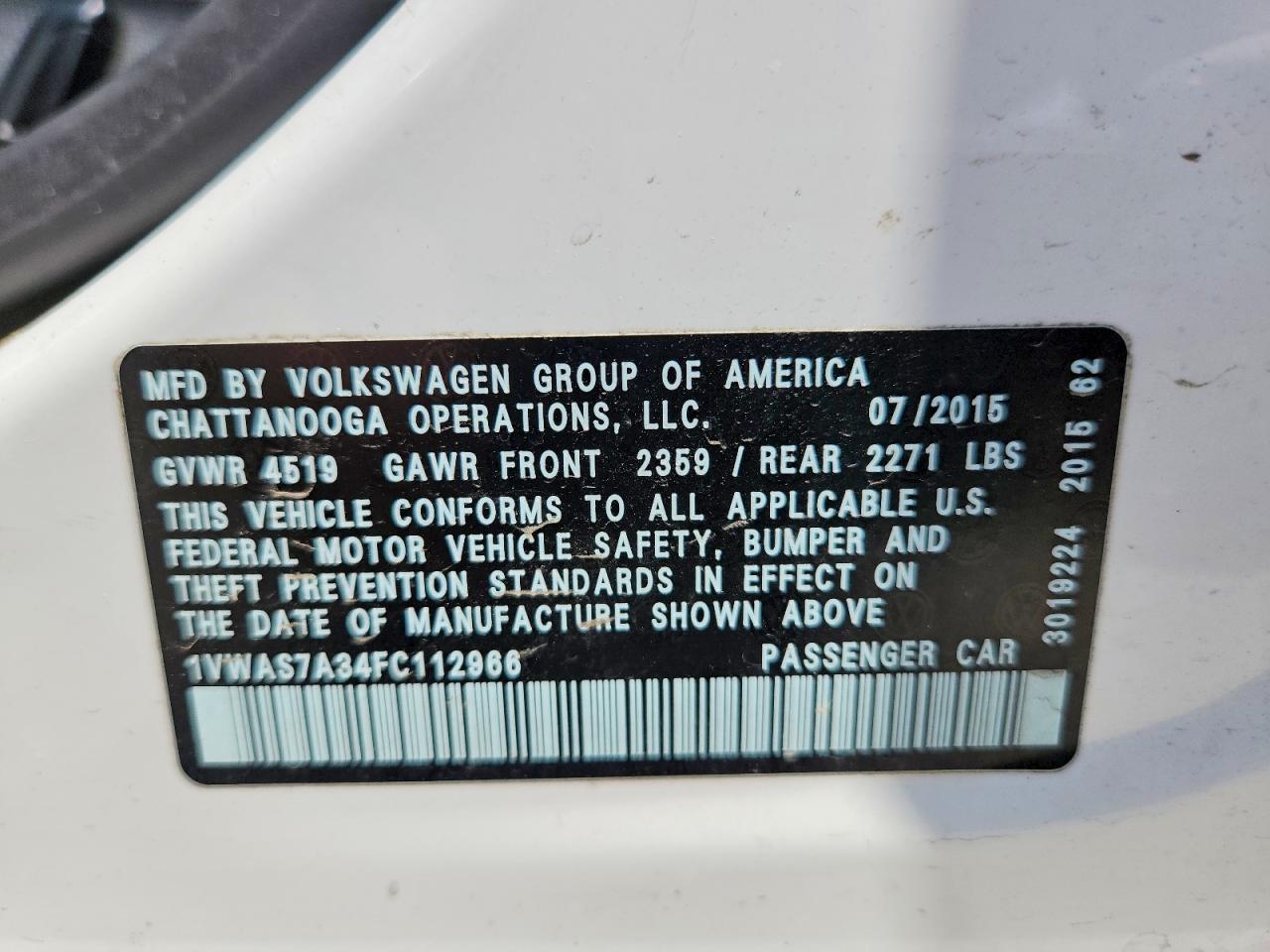2015 VOLKSWAGEN PASSAT