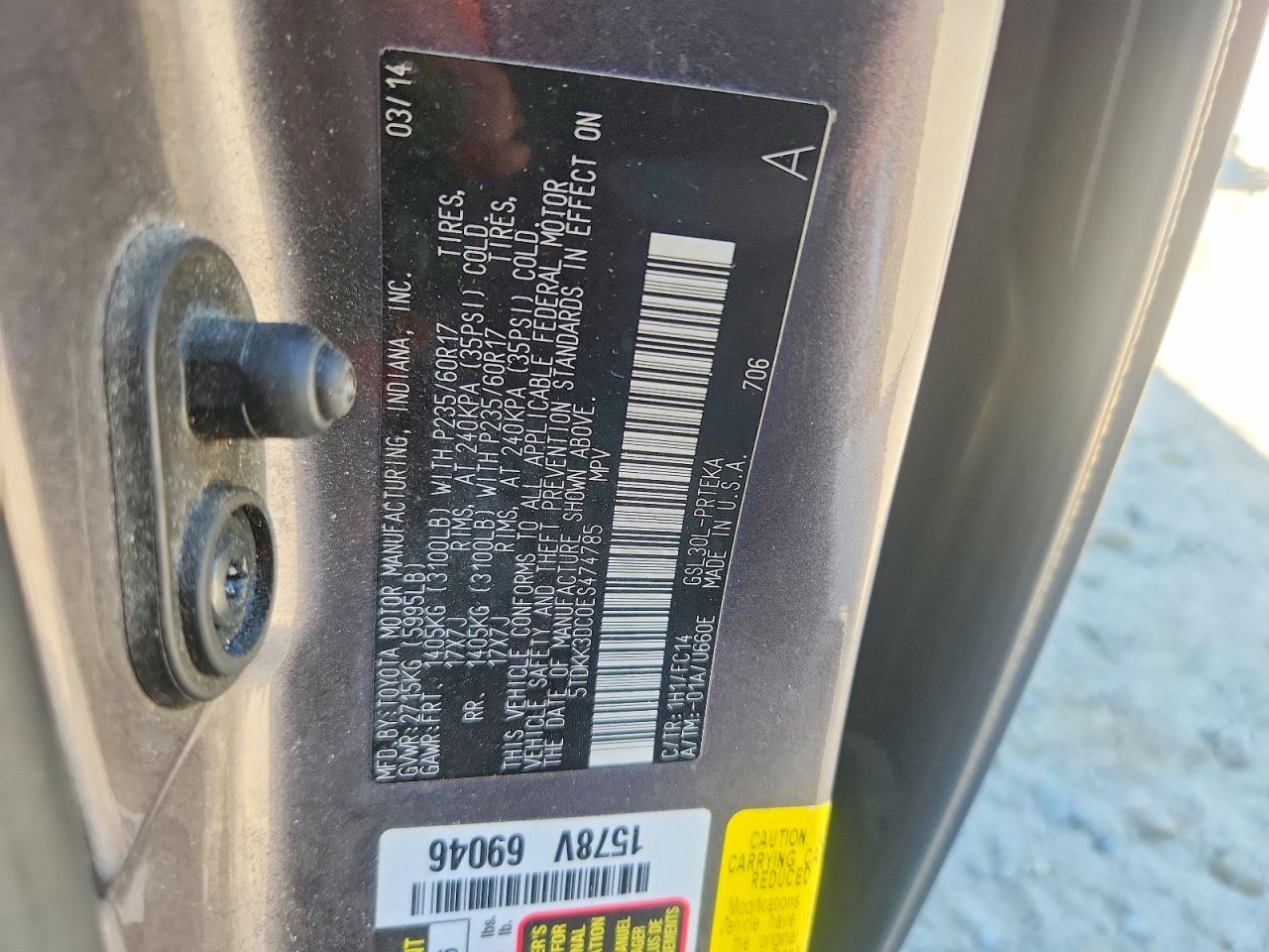 2014 TOYOTA SIENNA