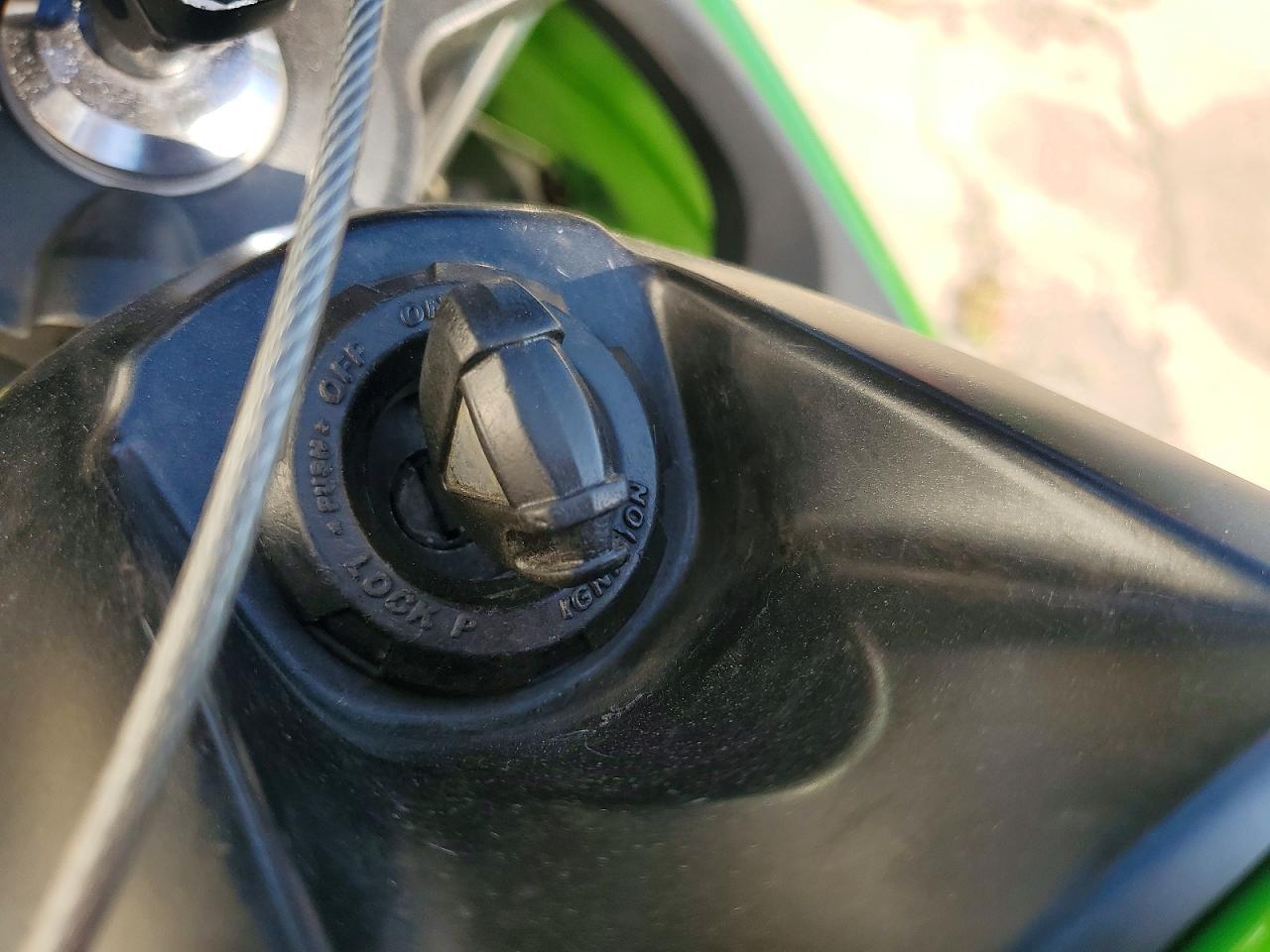 2012 KAWASAKI EX