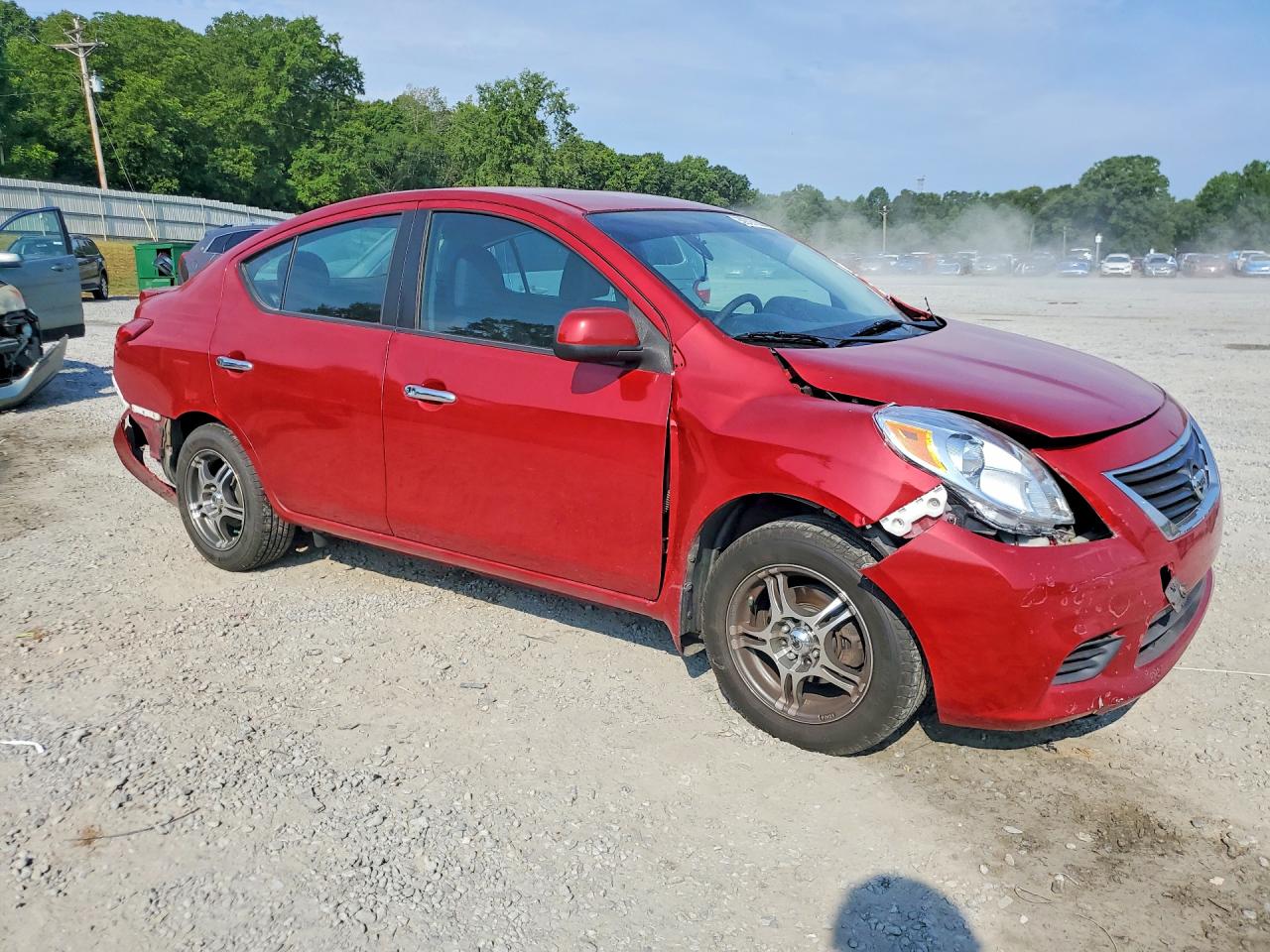 2013 NISSAN VERSA