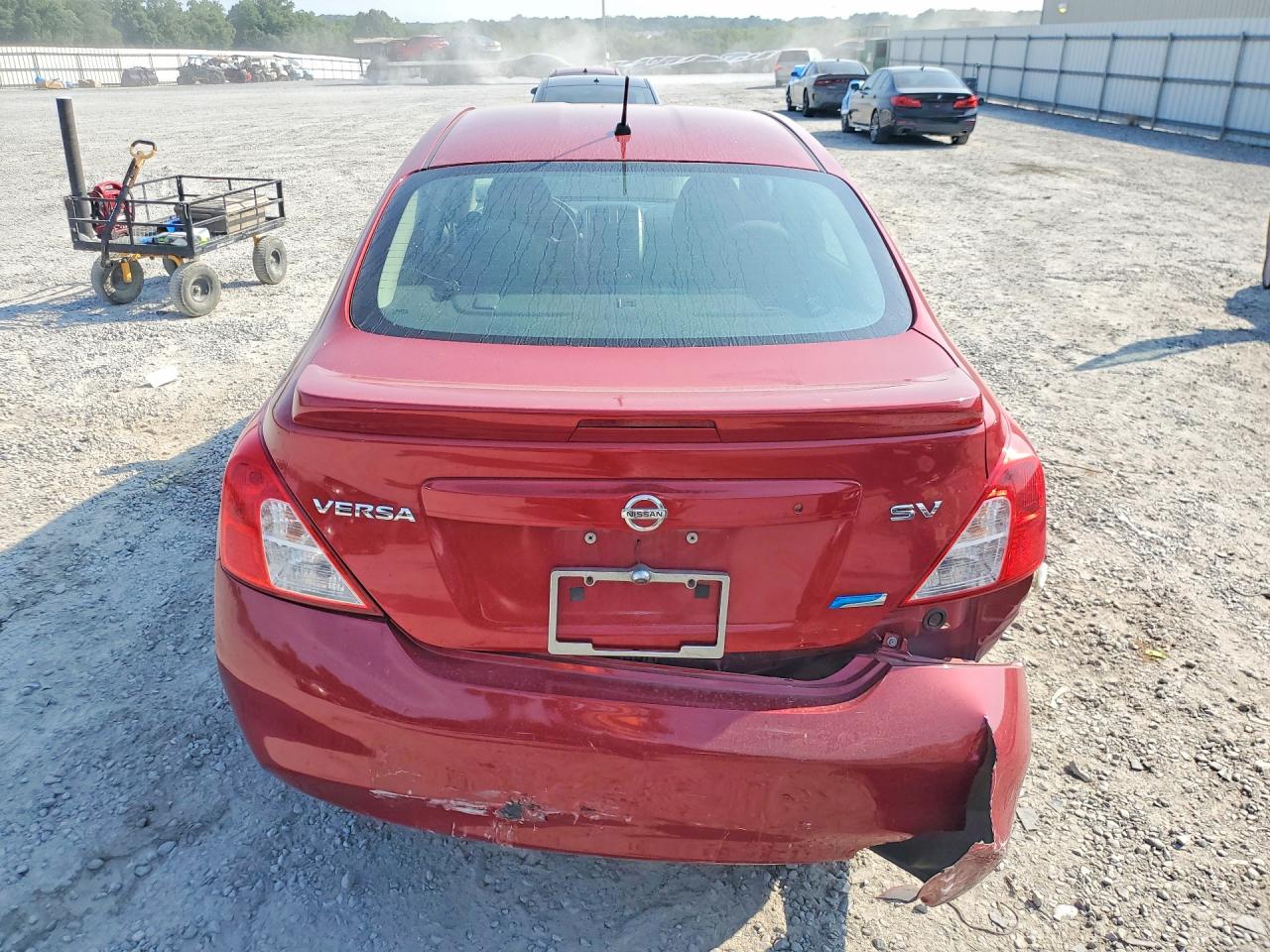 2013 NISSAN VERSA
