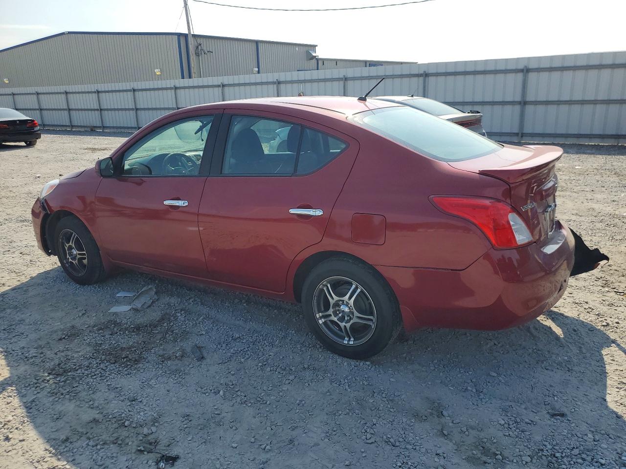 2013 NISSAN VERSA
