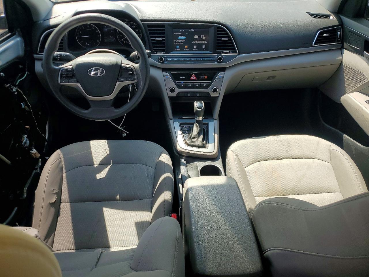 2017 HYUNDAI ELANTRA