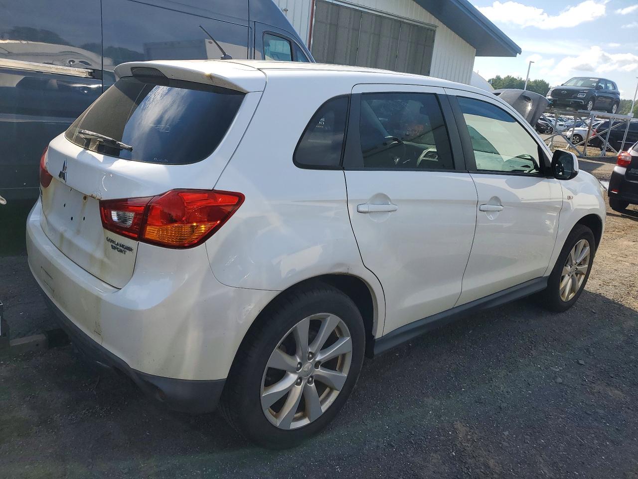 2014 MITSUBISHI OUTLANDER