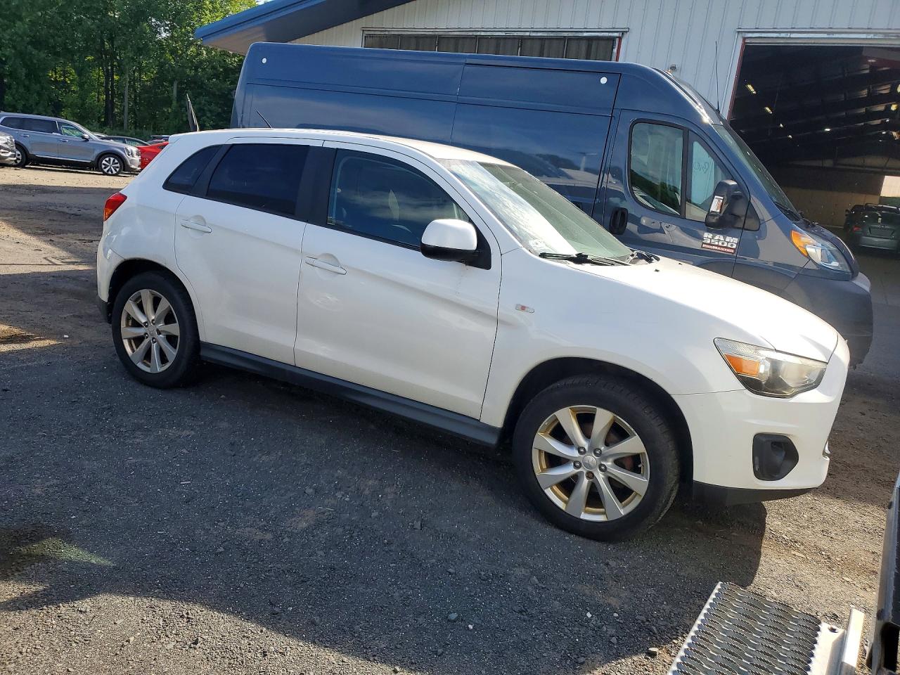 2014 MITSUBISHI OUTLANDER