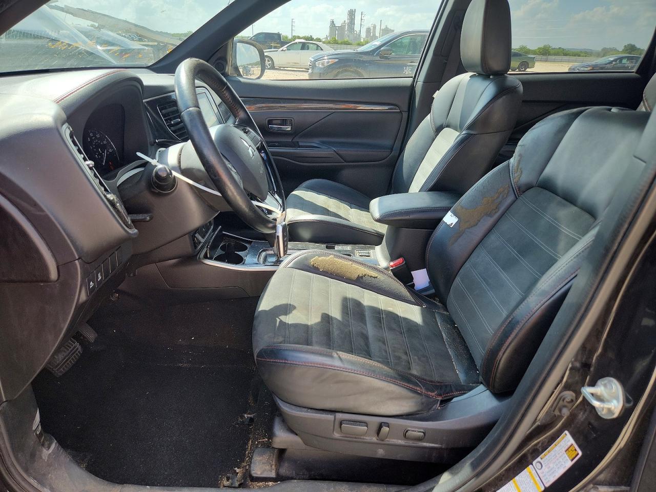 2020 MITSUBISHI OUTLANDER