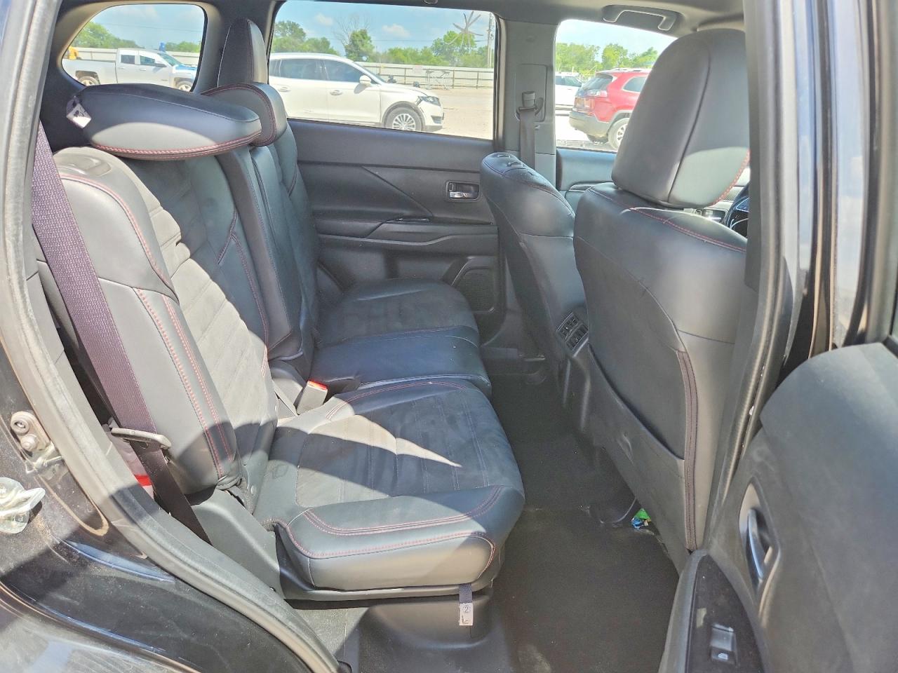 2020 MITSUBISHI OUTLANDER