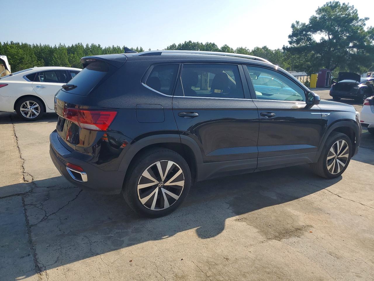 2022 VOLKSWAGEN TAOS SE