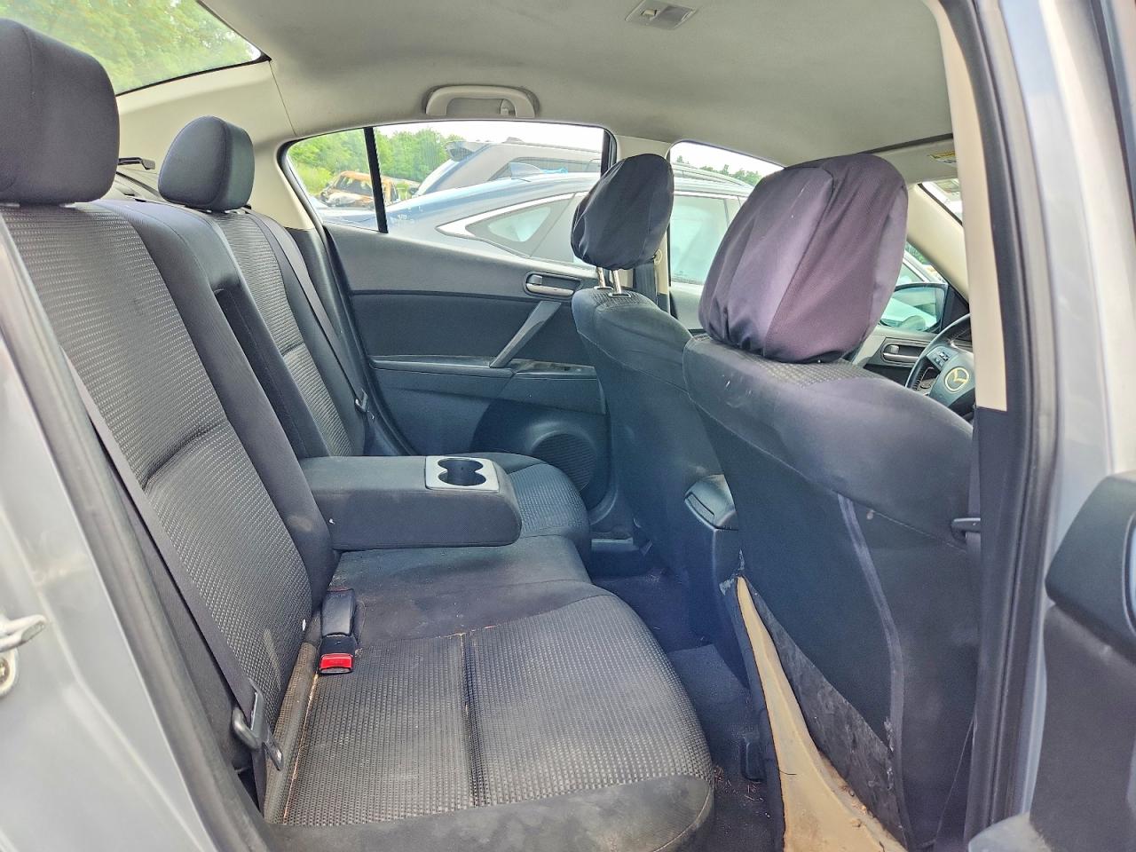 2012 MAZDA 3
