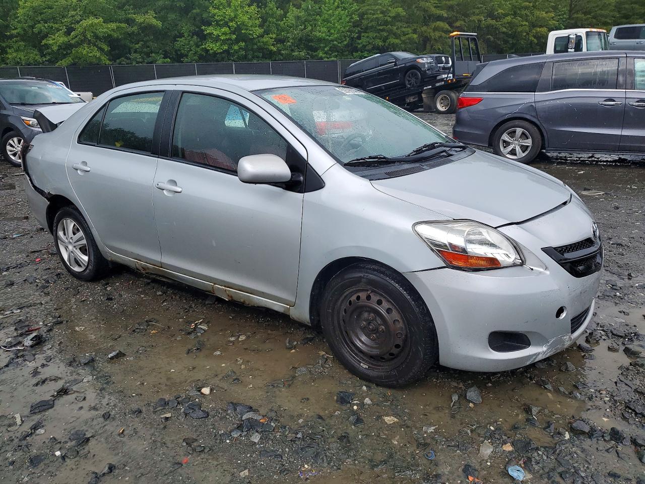 2008 TOYOTA YARIS
