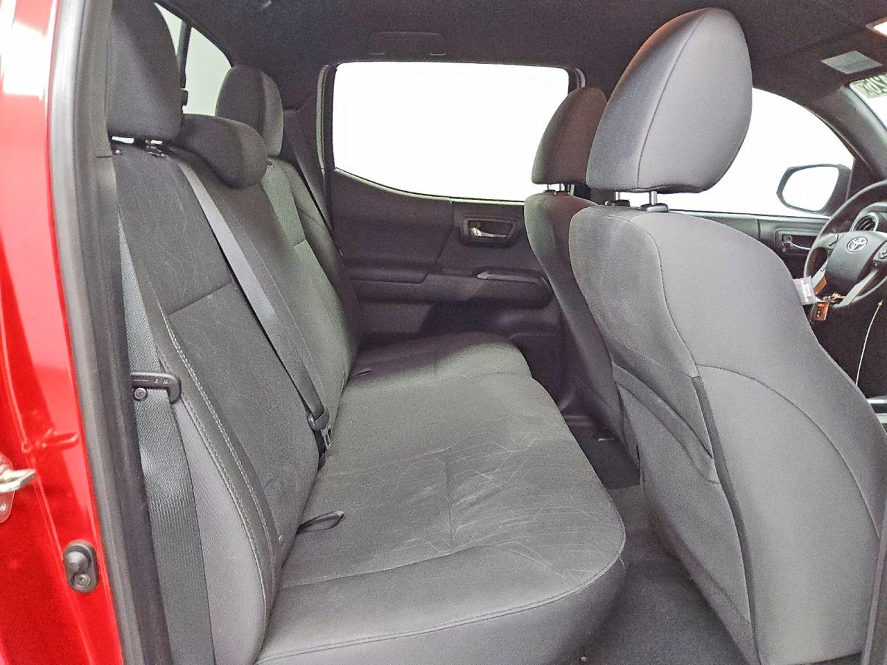 2016 TOYOTA TACOMA